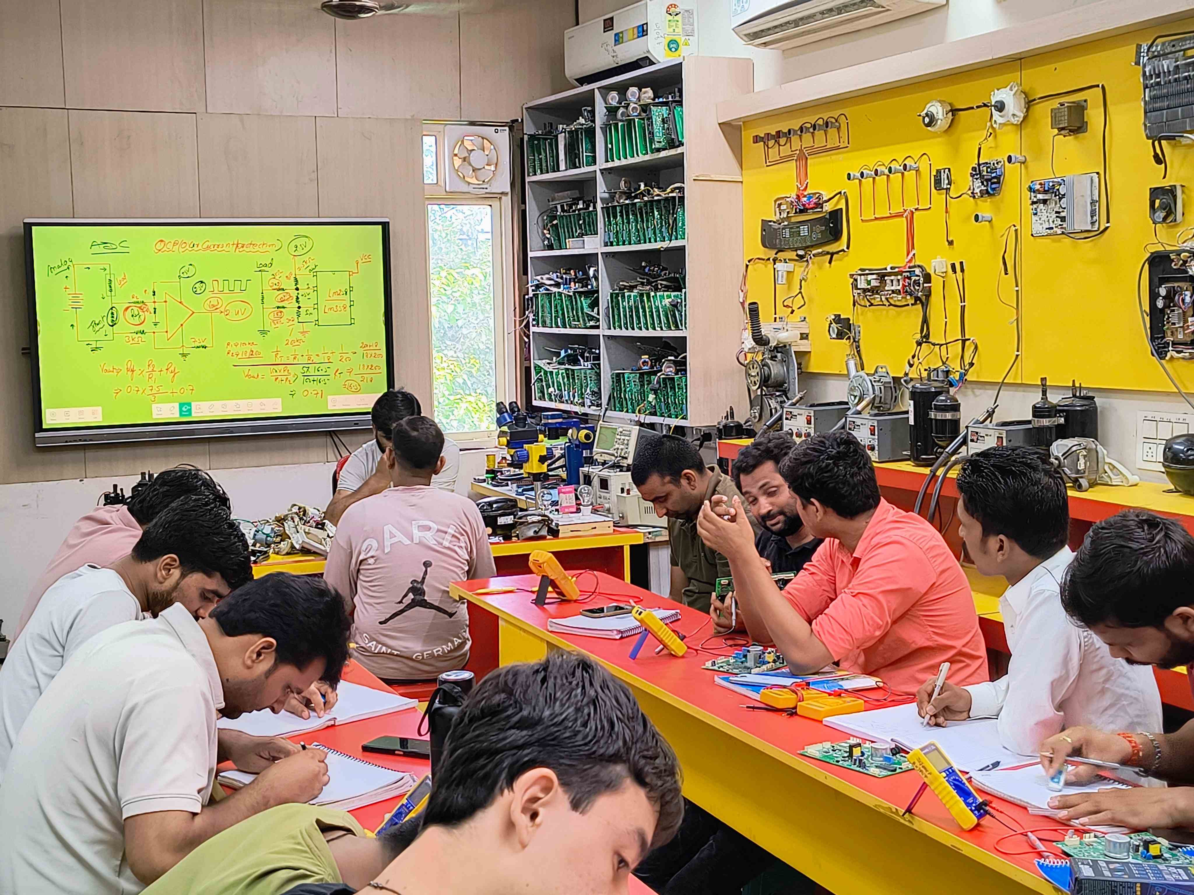 1769504596_AC Repairing Institute.jpg